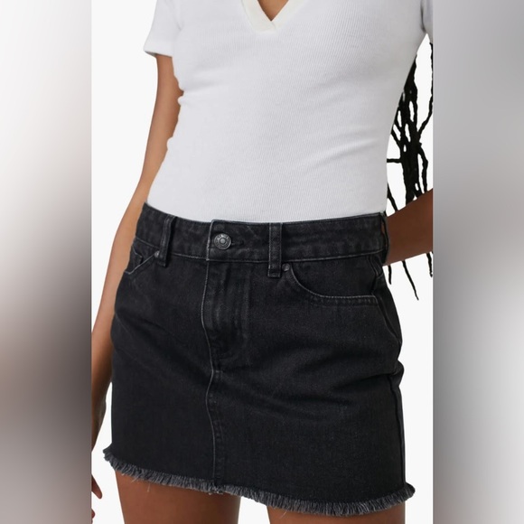 Free people Out of Ordinary Frayed Denim Miniskirt - Picture 1 of 12